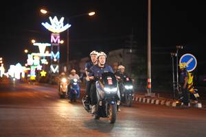 BIB: 
                            <button type="button" onclick="openModal(23382905)" class="btn btn-primary btn-sm float-right btn-popup" data-toggle="modal" data-target=".modal-high-quality">
                        <i class="fas fa-shopping-cart"></i> Add to Cart
                    </button>
                                            <button type="button" onclick="isThisMe(23382905, true)" class="btn btn-success btn-sm float-right btn-popup btn-isme hidden" data-toggle="tooltip" data-placement="bottom" title="นี่คือรูปของคุณใช่ไหม คลิกที่นี่เพื่อเอาเข้าอัลบั้ม">
                        <i class="fas fa-plus"></i> Add to album
                    </button>
                    <button type="button" onclick="isThisMe(23382905, false)" class="btn btn-warning btn-sm float-right btn-popup btn-isnotme hidden">
                        <i class="fas fa-ban"></i> Remove from album
                    </button>